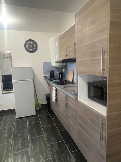 L8 - Villiers-Le-Bel Proche Roissy & Paris Apartment Exterior foto